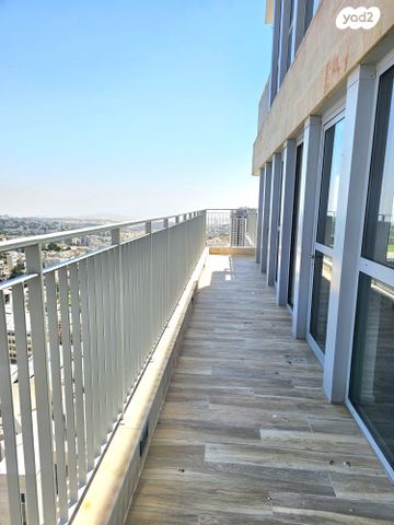 גג/ פנטהאוז, השופט חיים כהן, ארנונה, ירושלים