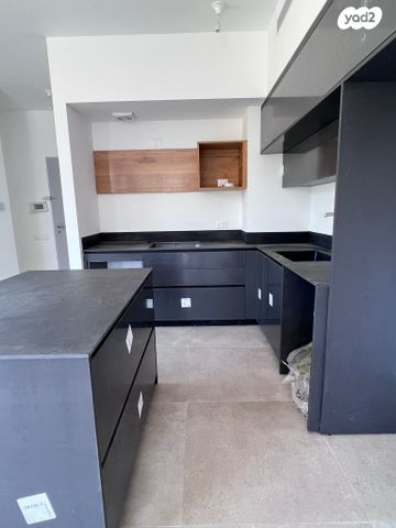 דירה, סירקין, פועלי הרכבת, גבעתיים