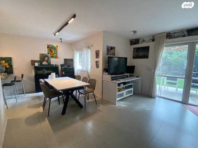 בית פרטי/ קוטג', שכונה 10, תל מונד