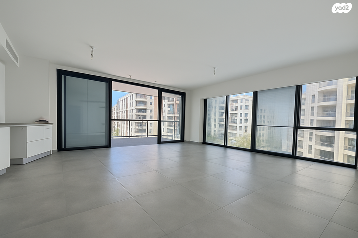 הגוש הגדול, רמת אביב החדשה, נופי ים