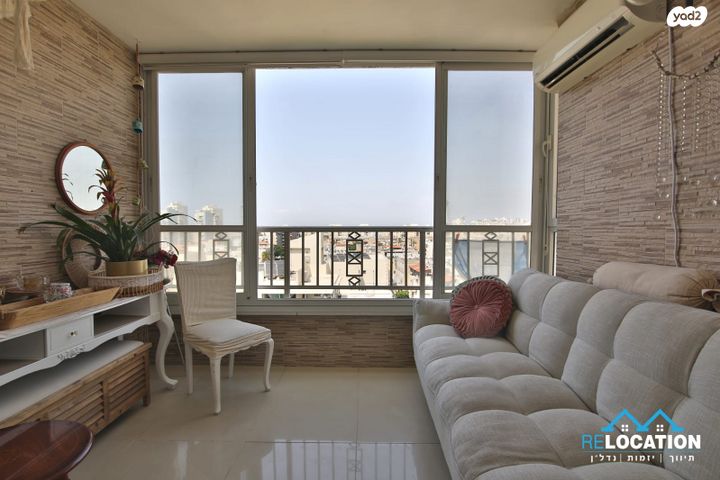 דירה, שדרות רוברט סולד, קרית ים  א', קרית ים