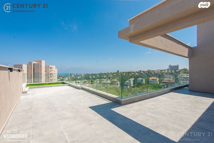 גג/ פנטהאוז, שדרות הצבי, כבירים, חיפה