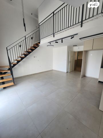 דירה, הראשונים 15, רובע א', אשדוד