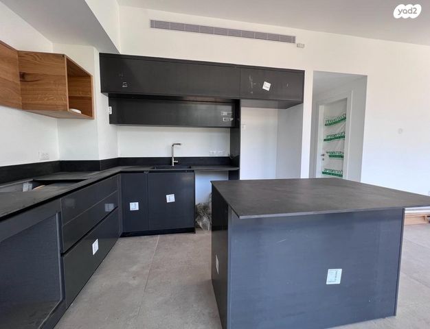 דירה, סירקין, פועלי הרכבת, גבעתיים