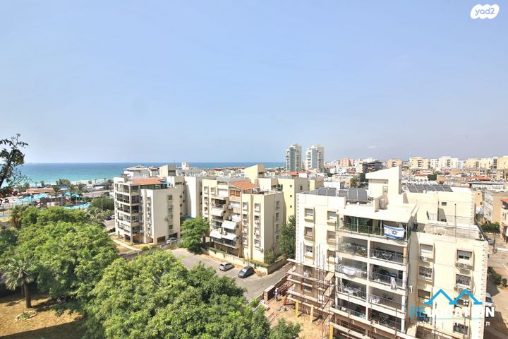 דירה, שדרות רוברט סולד, קרית ים  א', קרית ים