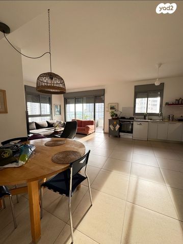 דירה, אדני פז 48, עין הים, חדרה