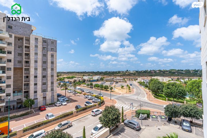 דירה, היובל, אור עקיבא