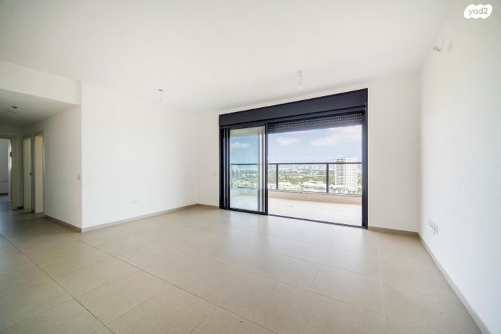 דירה, קרית קריניצי, רמת גן