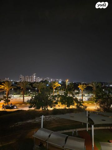 דירה, אפרים קישון 14, חתני פרס ישראל, באר יעקב