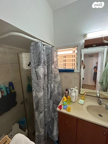 דירה, נס ציונה, מרכז, קרית עבודה, חולון