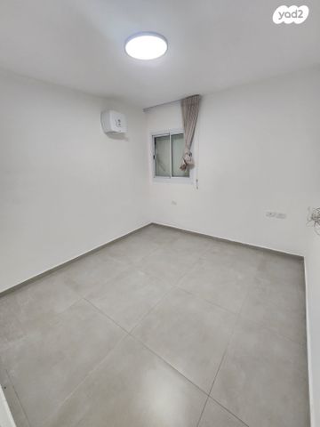 דירה, הראשונים 15, רובע א', אשדוד