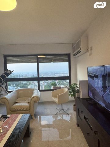 דירה, חבצלת 20, גבעת עמוס, נשר