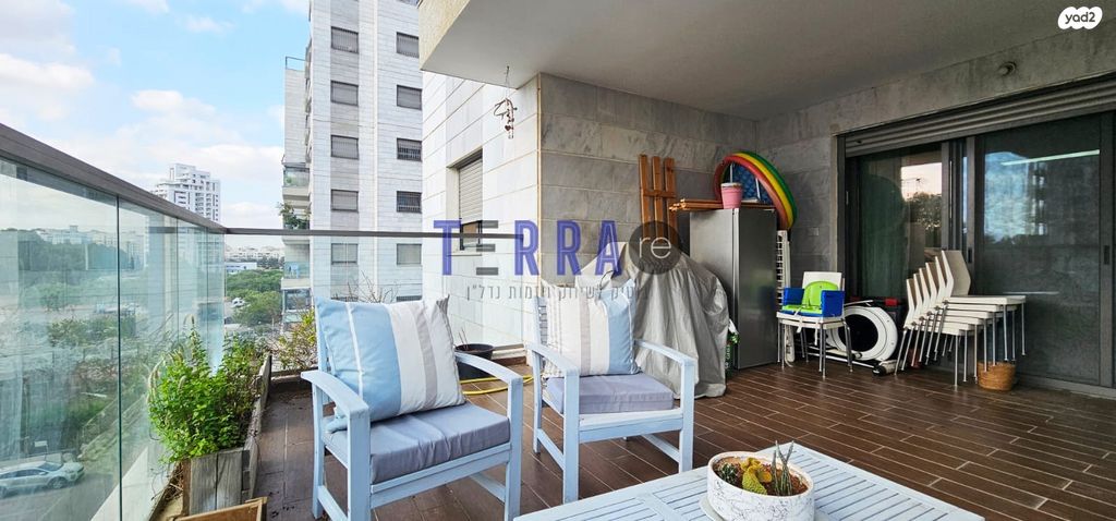 דירה, שפיגלמן, קרית השרון, נתניה