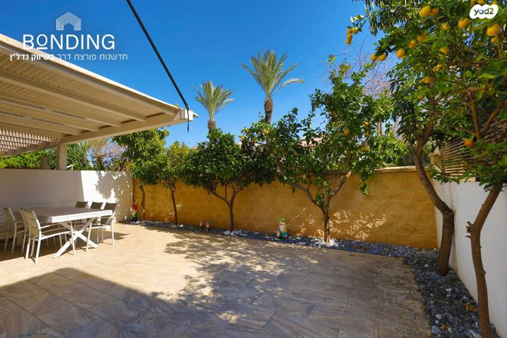 דו משפחתי, 212 מערב, אבן יהודה