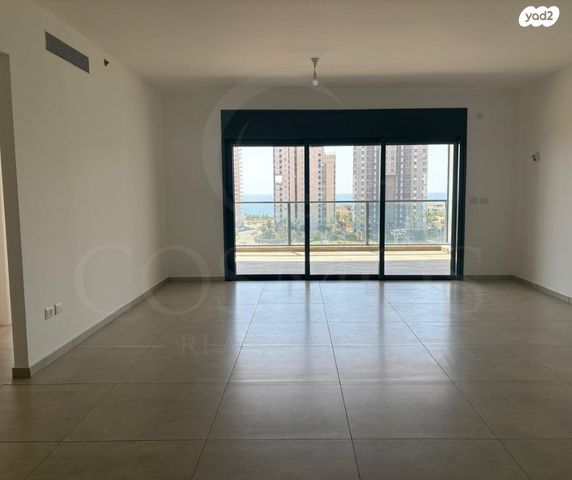 דירה, אמנון ליפקין שחק 1, נוף הטיילת, נתניה