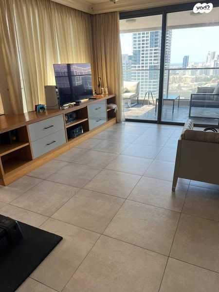 אלוף קלמן מגן 7