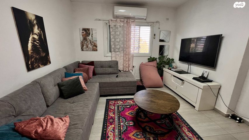 דירה, התאנה, שכונה ותיקה - מרכז העיר, מעלות תרשיחא