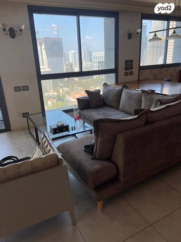 דירה, אלוף קלמן מגן 7, גני שרונה, קרית הממשלה, תל אביב יפו