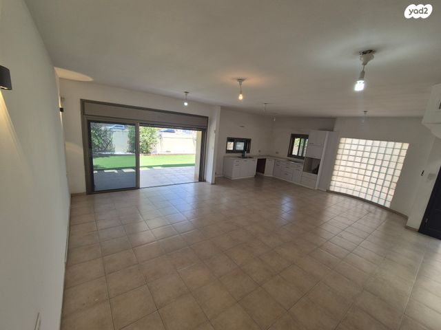 בית פרטי/ קוטג', האחווה 14, נוף הטיילת, נתניה