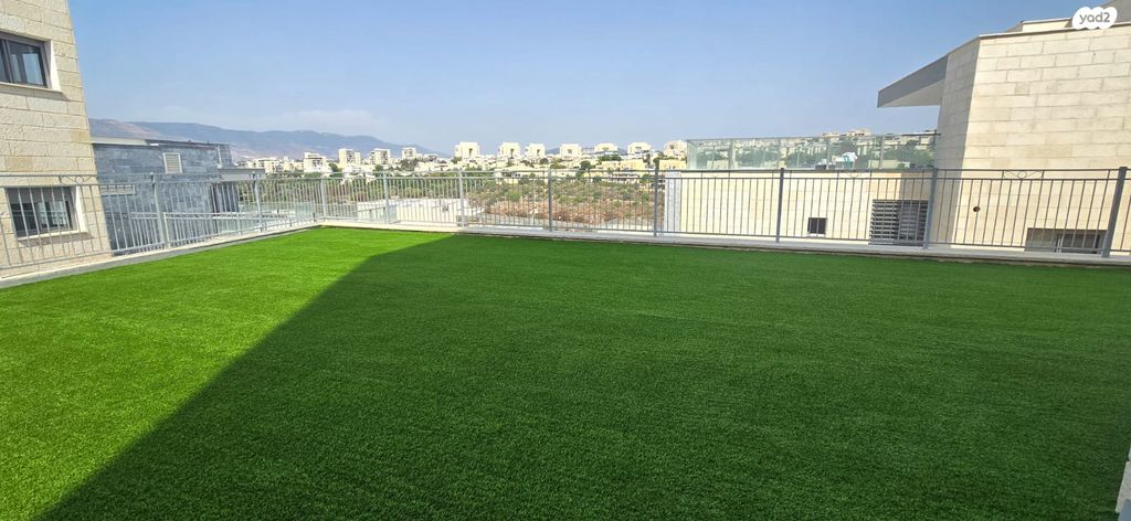 דירת גן, נחל דישון, רמת נבון . הר כרמי, כרמיאל