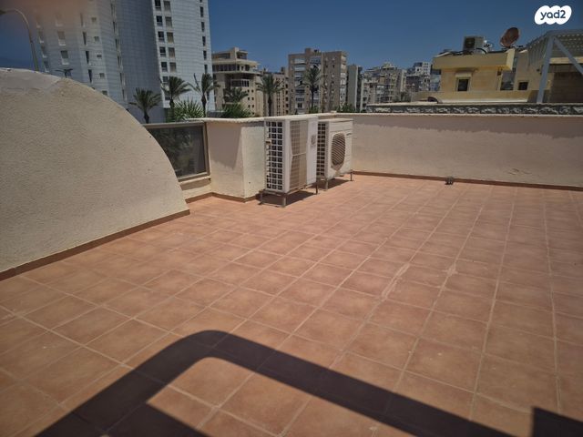 בית פרטי/ קוטג', האחווה 14, נוף הטיילת, נתניה