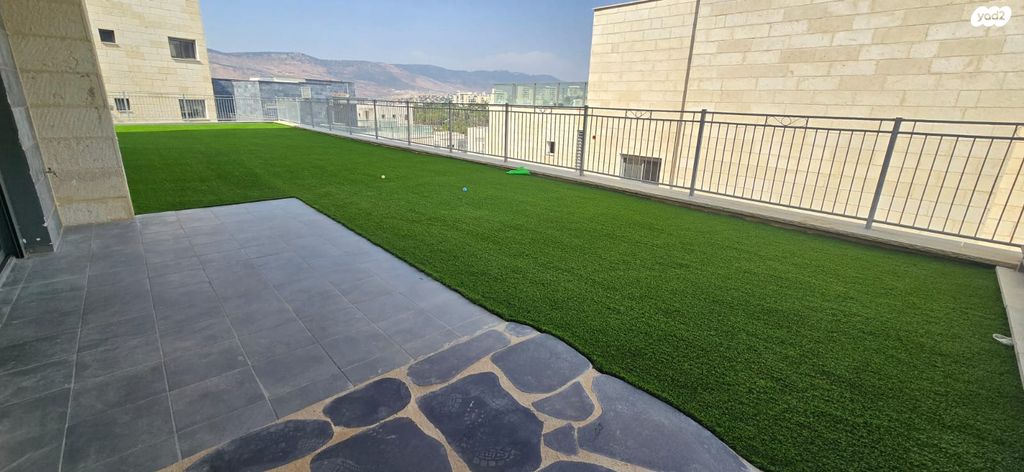 דירת גן, נחל דישון, רמת נבון . הר כרמי, כרמיאל