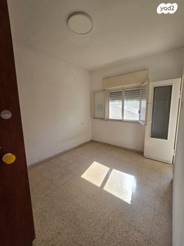 דירה, כנרת, מרכז העיר, סביניה, הוותיקה, קרית ביאליק