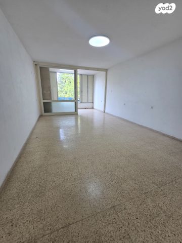 דירה, כנרת, מרכז העיר, סביניה, הוותיקה, קרית ביאליק