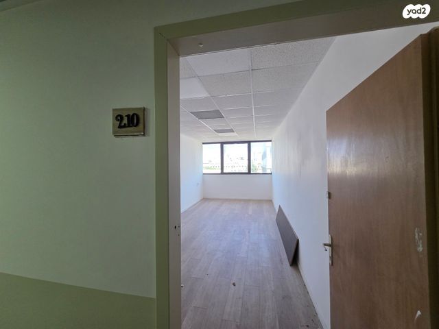 משרדים, צומת הקריות, חוף שמן, חיפה