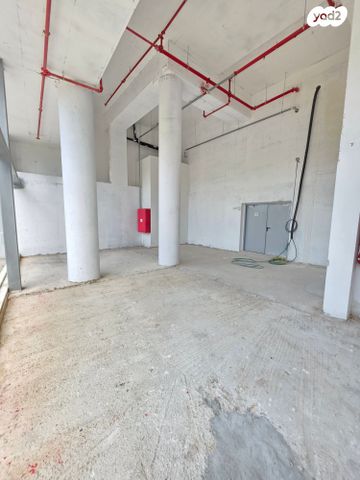 חנויות/ שטח מסחרי, דרך בן צבי 76, תל אביב יפו