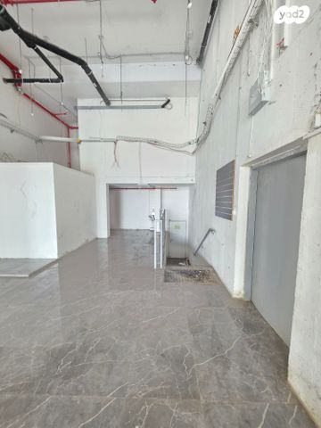 חנויות/ שטח מסחרי, דרך בן צבי 76, תל אביב יפו