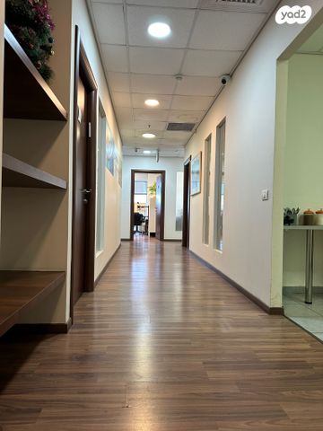 משרדים, דרך קיבוץ גלויות, צפון יפו, המושבה האמריקאית-גרמנית, תל אביב יפו