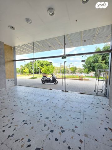 דרך בן צבי 76