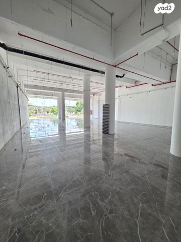 חנויות/ שטח מסחרי, דרך בן צבי 76, תל אביב יפו