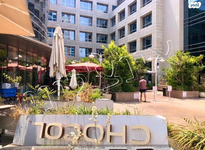 חנויות/ שטח מסחרי, המנופים, אזור תעשיה, הרצליה