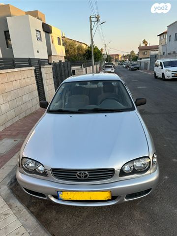 מודעת רכב טויוטה קורולה