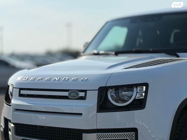 לנד רובר דיפנדר