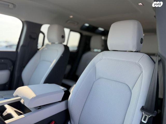 לנד רובר דיפנדר