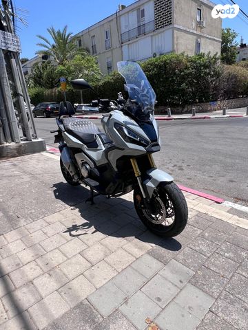 הונדה X-ADV750