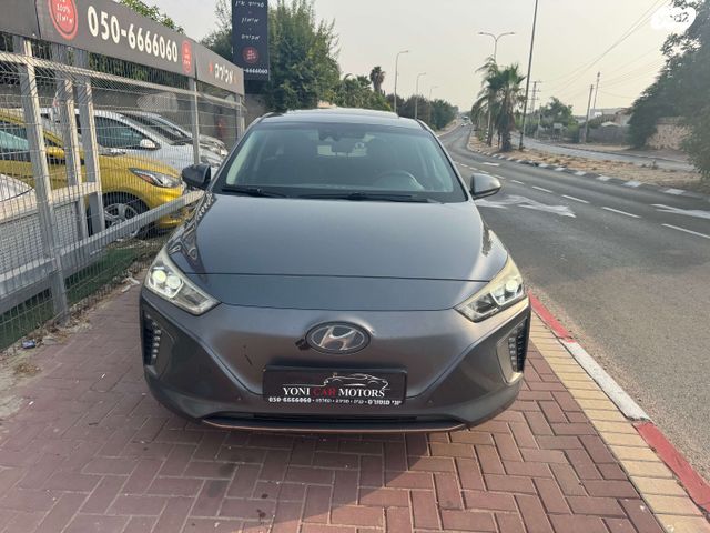 יונדאי איוניק