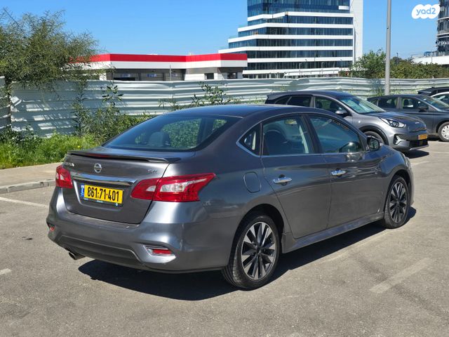 ניסאן סנטרה