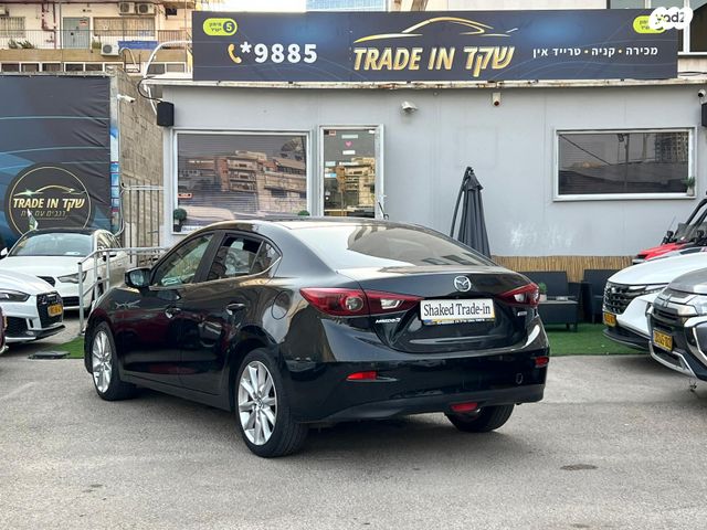 מאזדה 3