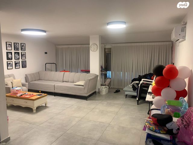 גרושקביץ' 18
