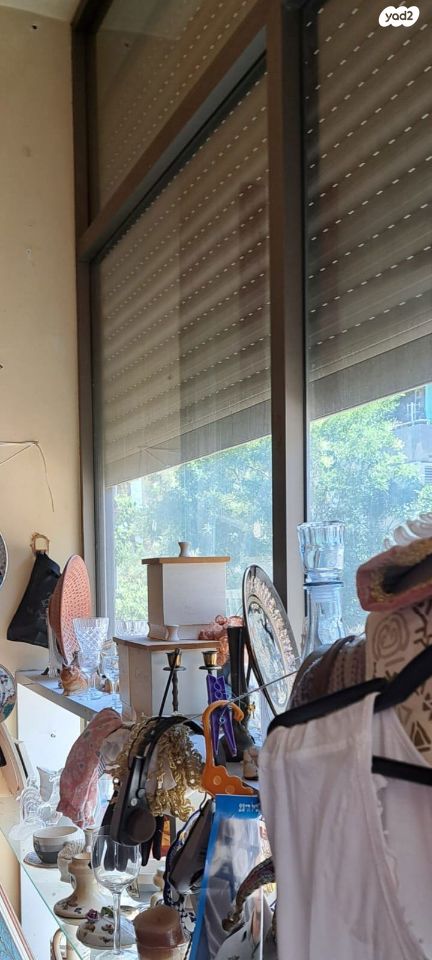 חנויות/ שטח מסחרי, הרצל 81, יל"ג, חיפה