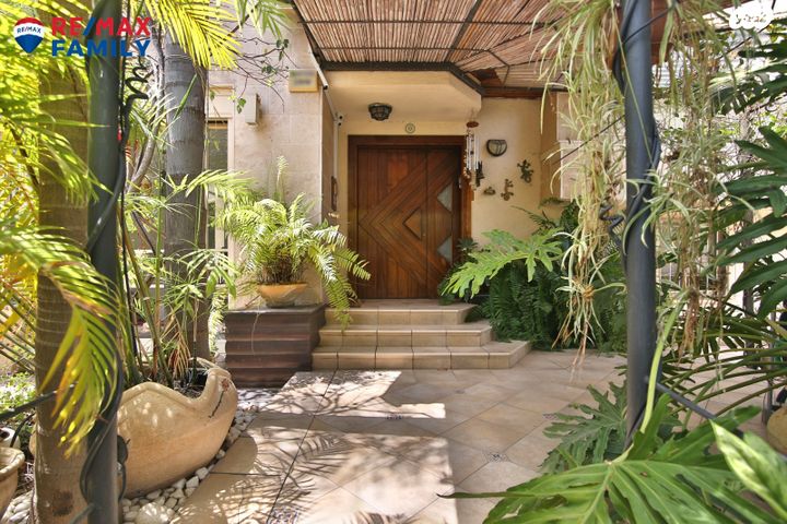 בית פרטי/ קוטג', יגאל אלון, בנה ביתך, קרית ים