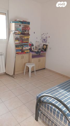 דירה, הרב יצחק נסים, חומת שמואל, הר חומה, ירושלים