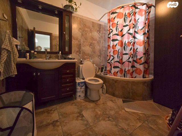 טריפלקס, קרית היובל, ירושלים