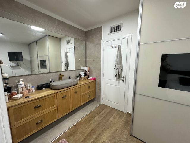 בית פרטי/ קוטג', גן יבנה מערב, גן יבנה