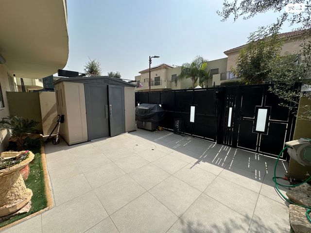 בית פרטי/ קוטג', גן יבנה מערב, גן יבנה