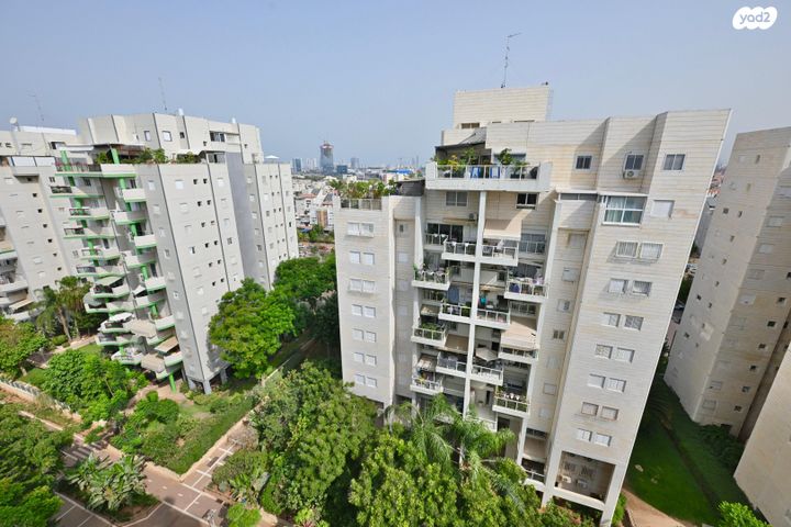 גג/ פנטהאוז, הנגיד, נאות שקמה, ראשון לציון